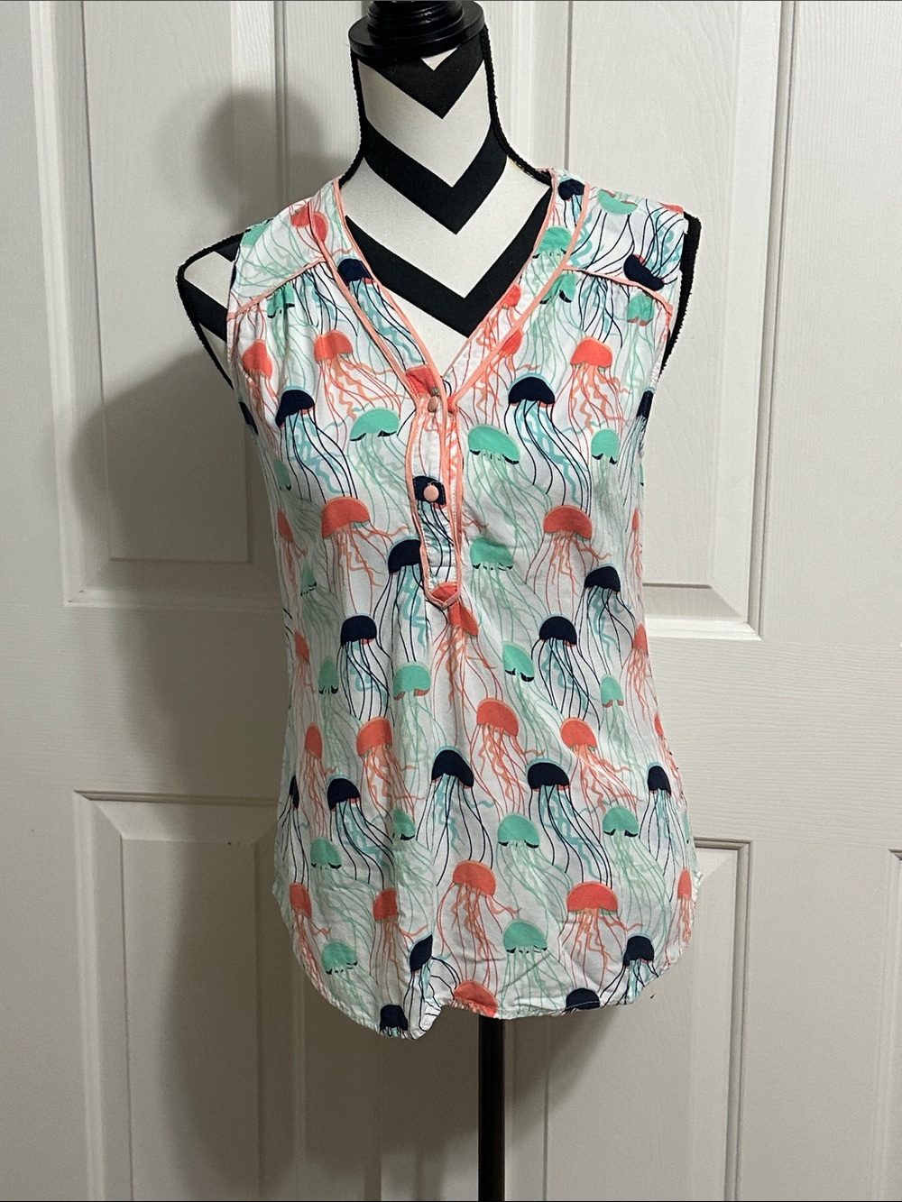Modcloth Coral Teal Navy Jellyfish V-Neck Tank